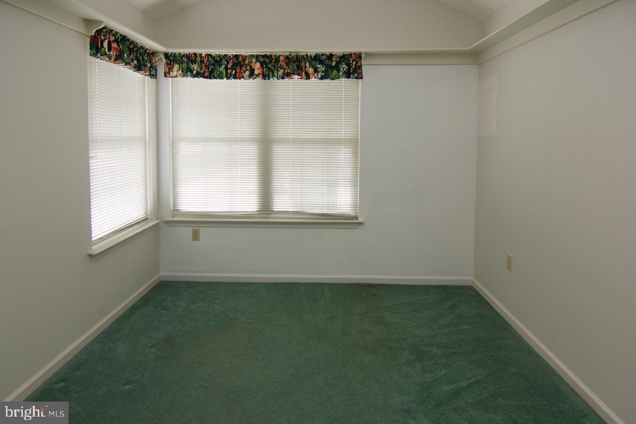 SPRING RIDGE - Residential