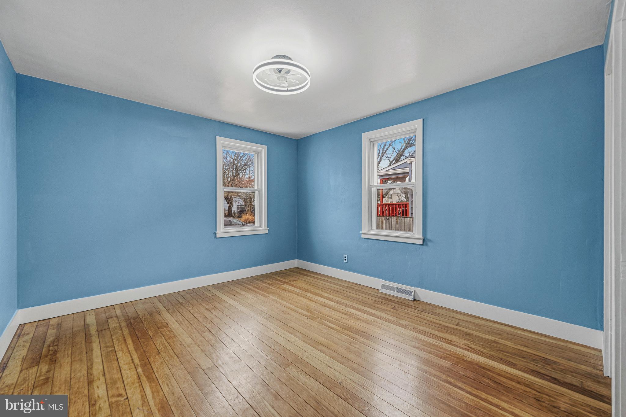 PARKVILLE - Residential