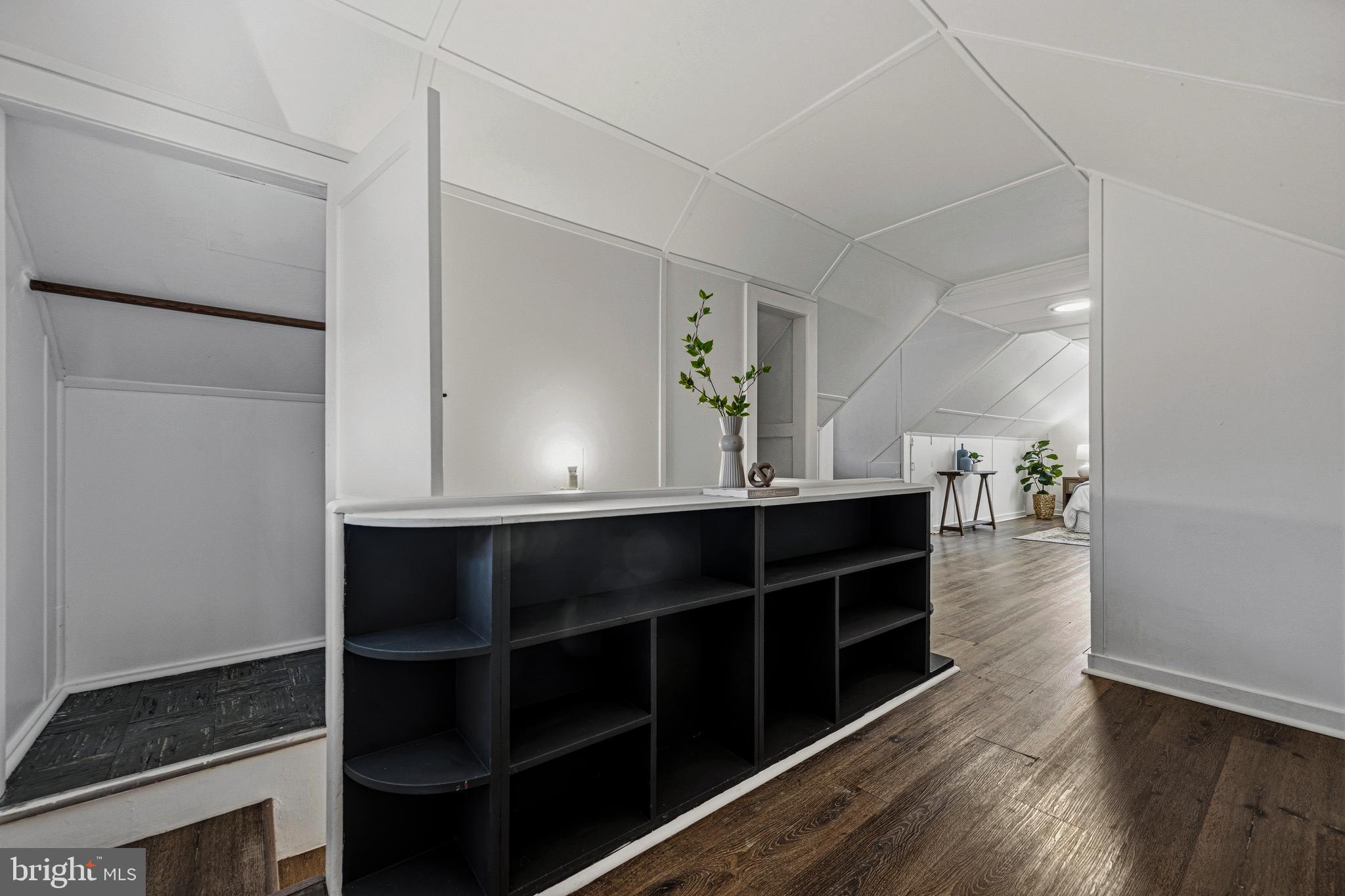 PARKVILLE - Residential