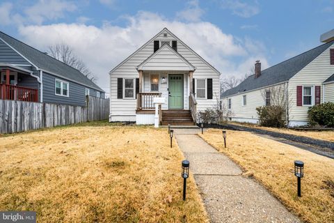 2619 CANTERBURY ROAD PARKVILLE MD 21234