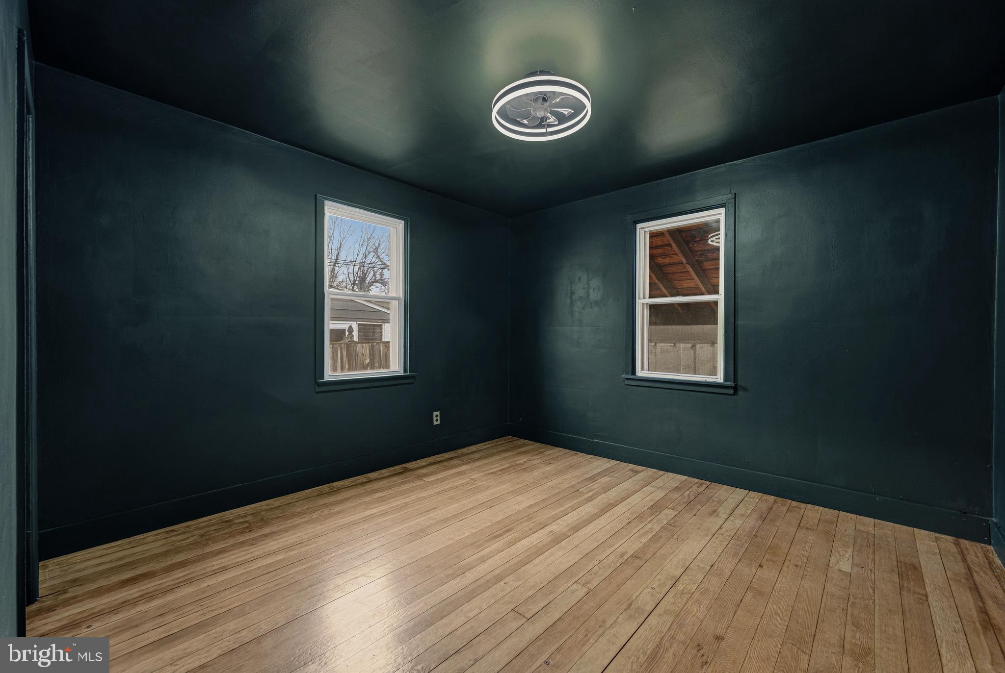 PARKVILLE - Residential