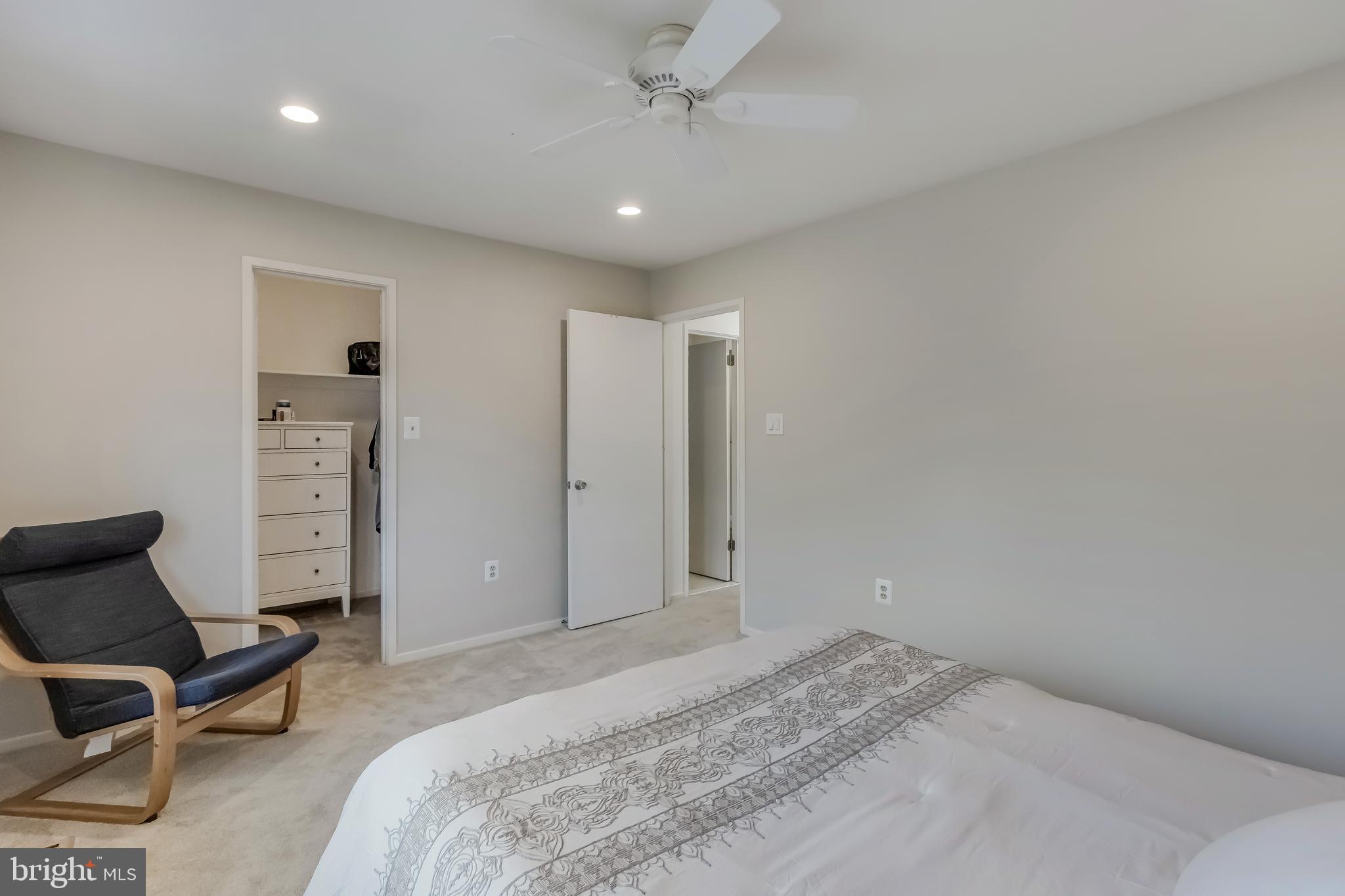 WOLF TRAP WOODS - Residential