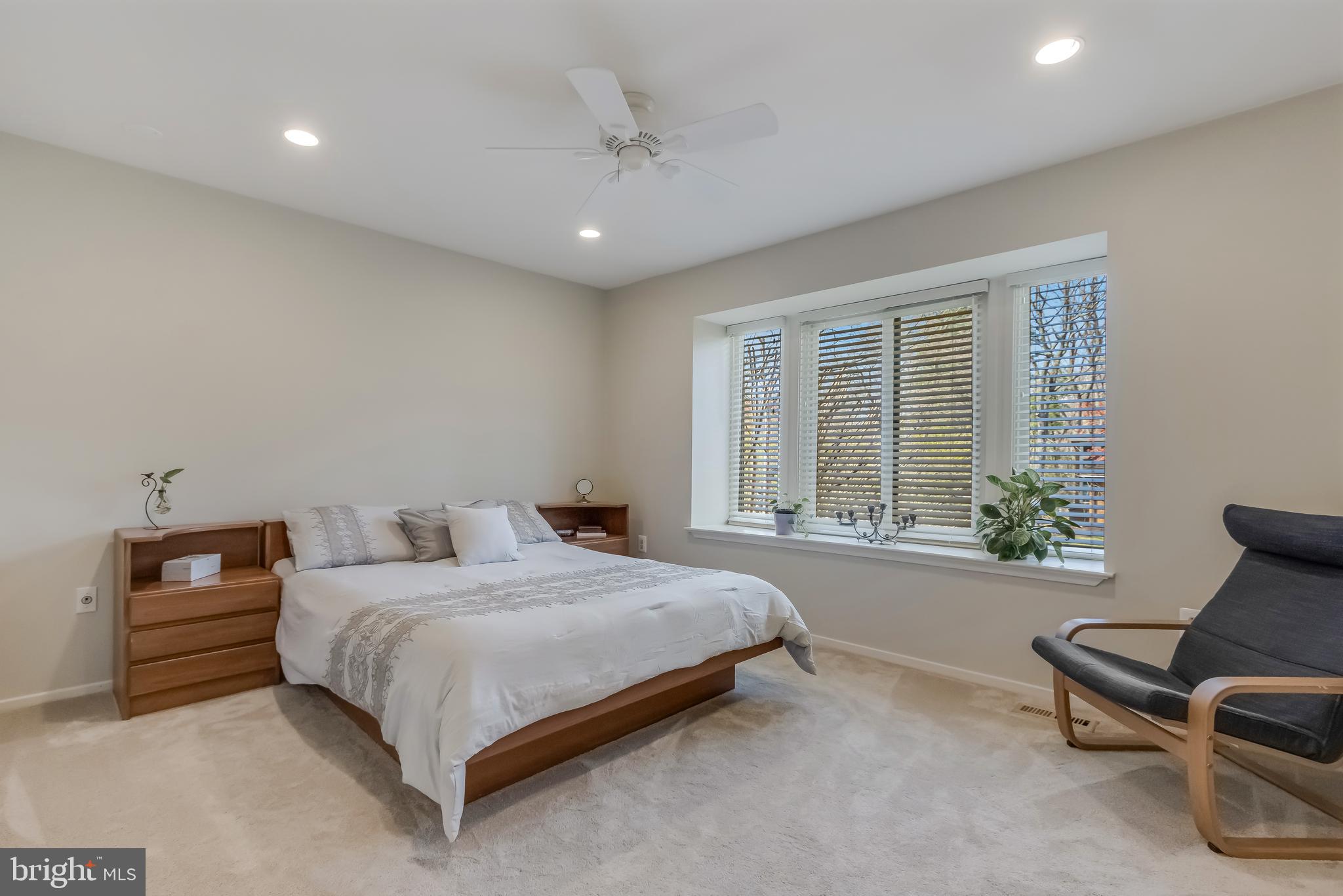 WOLF TRAP WOODS - Residential