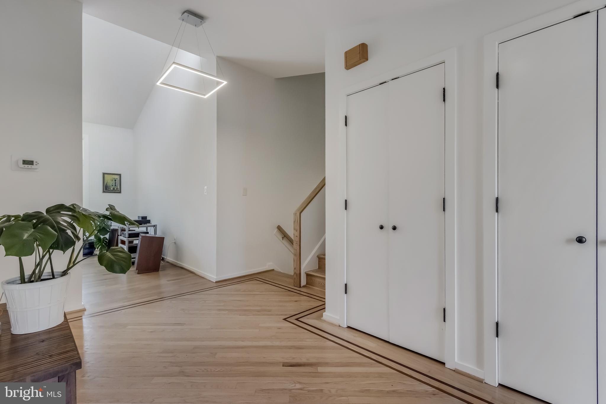 WOLF TRAP WOODS - Residential