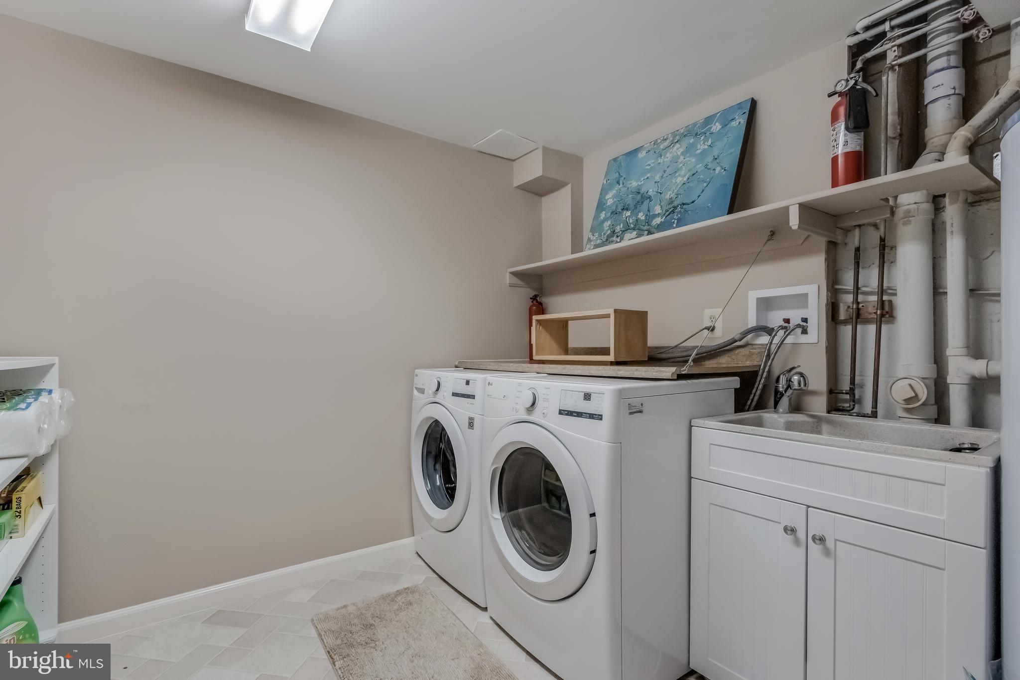 WOLF TRAP WOODS - Residential