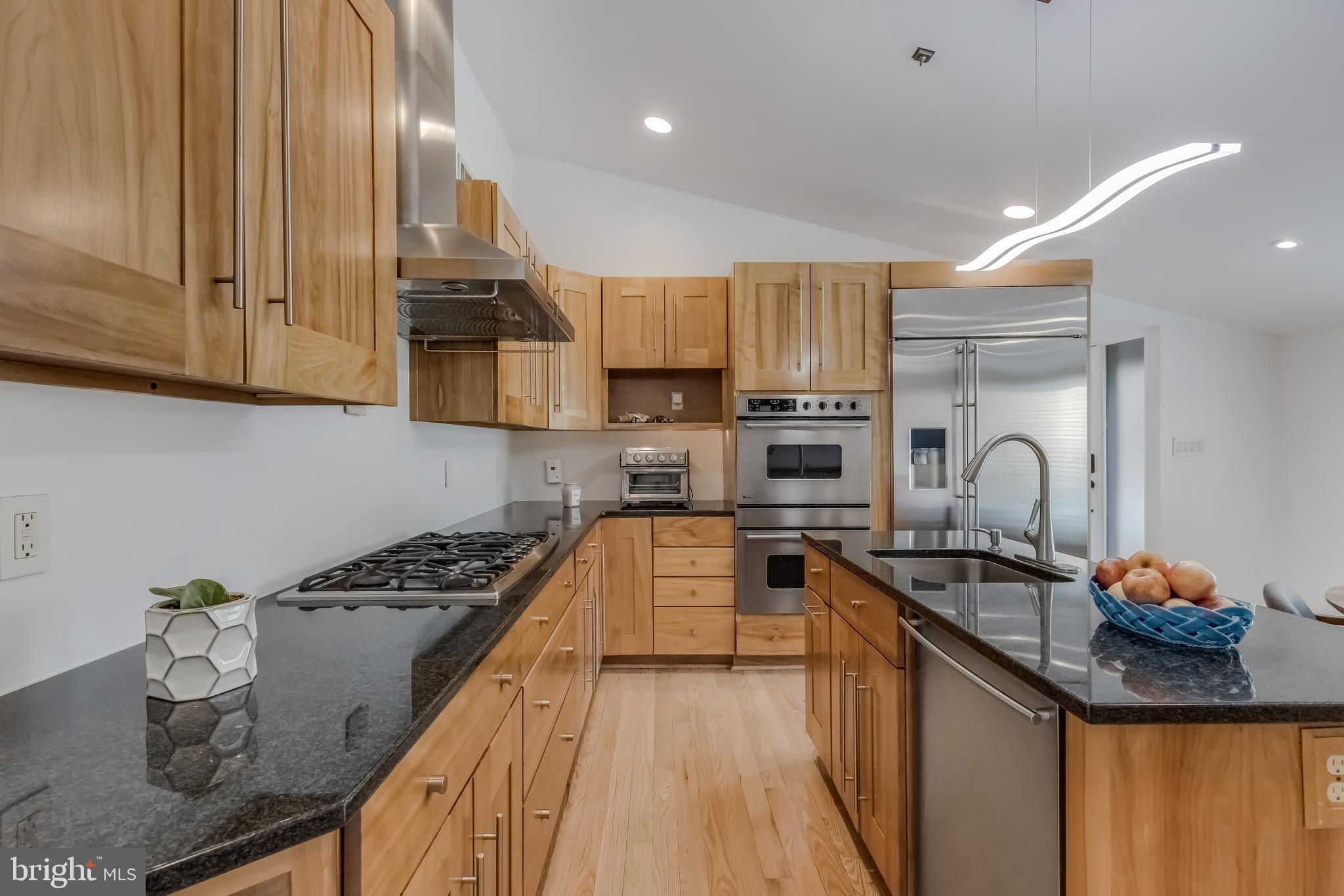 WOLF TRAP WOODS - Residential