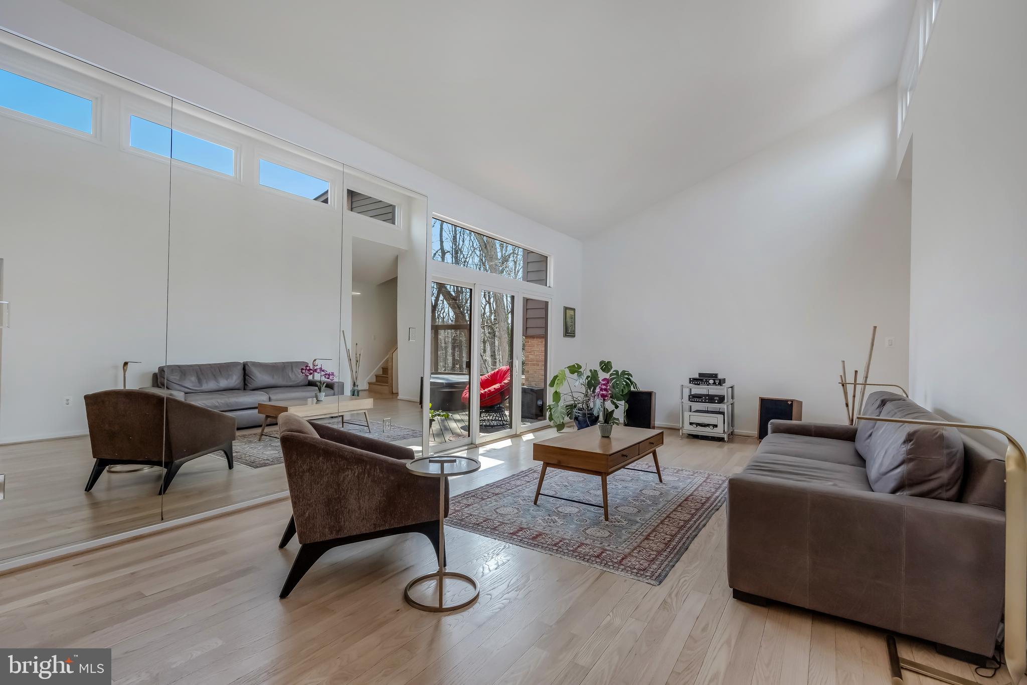 WOLF TRAP WOODS - Residential