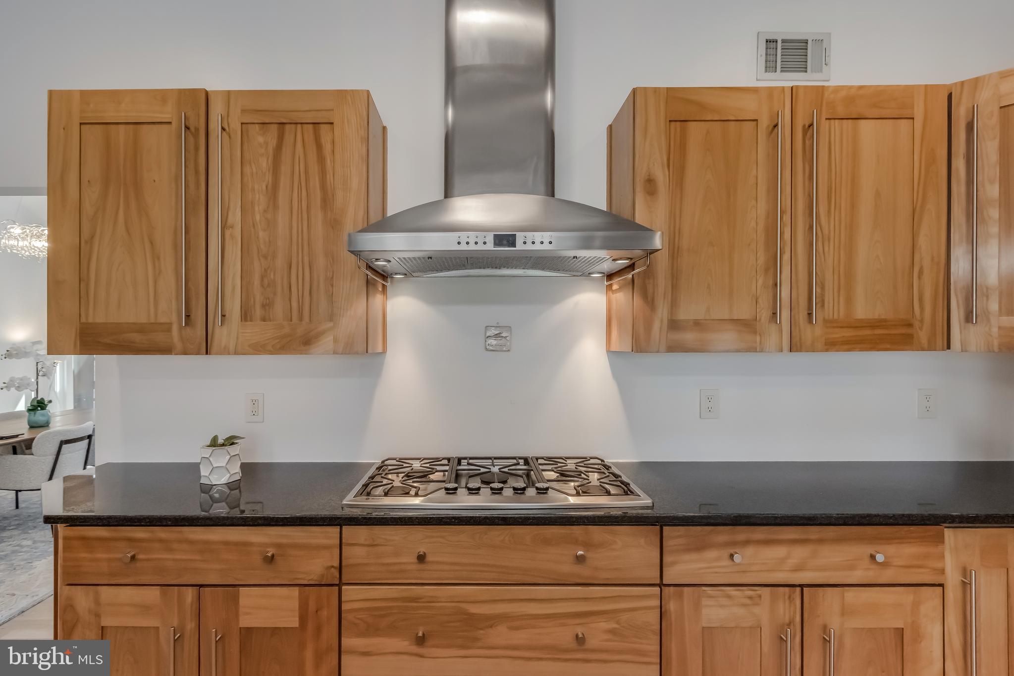 WOLF TRAP WOODS - Residential