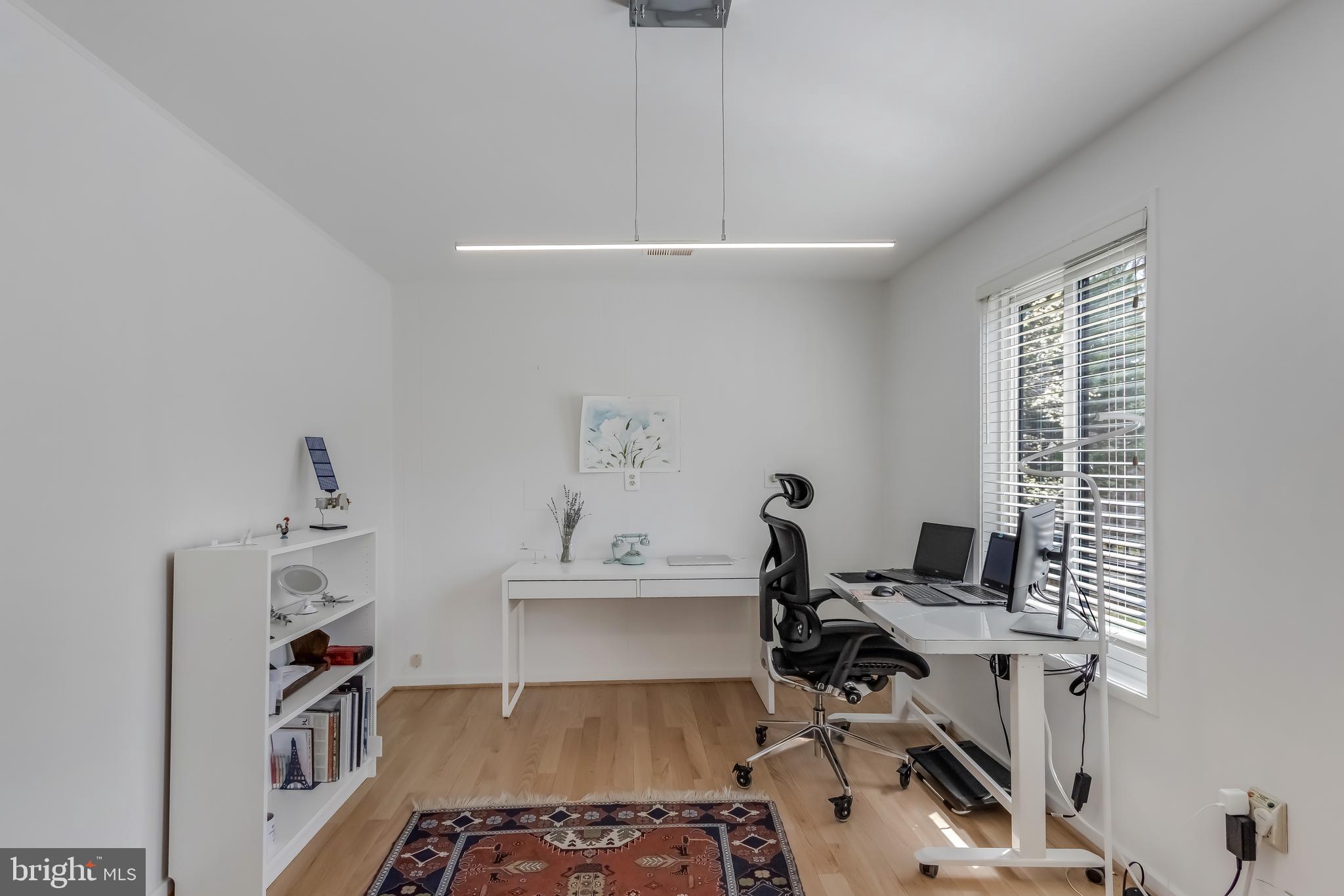 WOLF TRAP WOODS - Residential