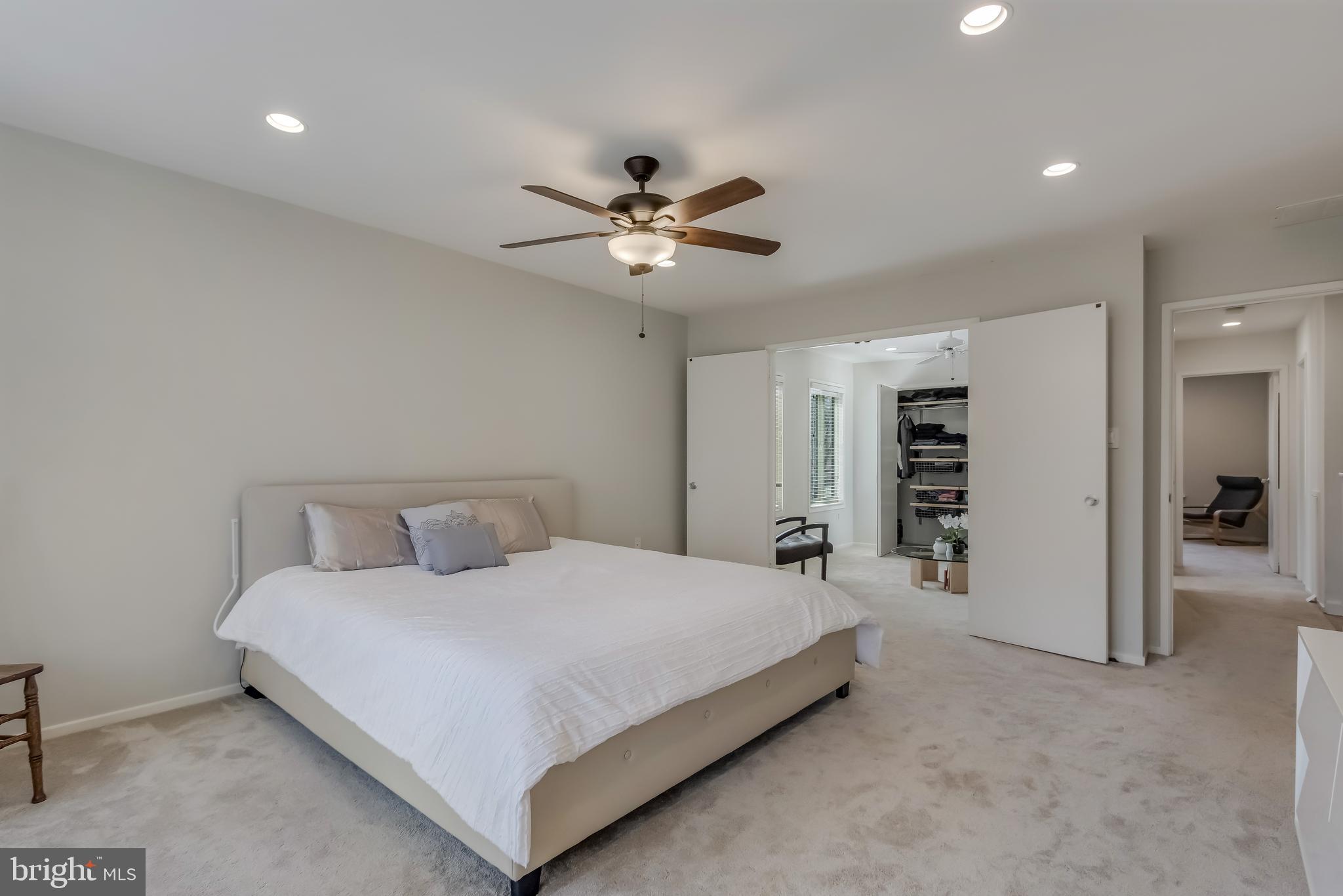 WOLF TRAP WOODS - Residential