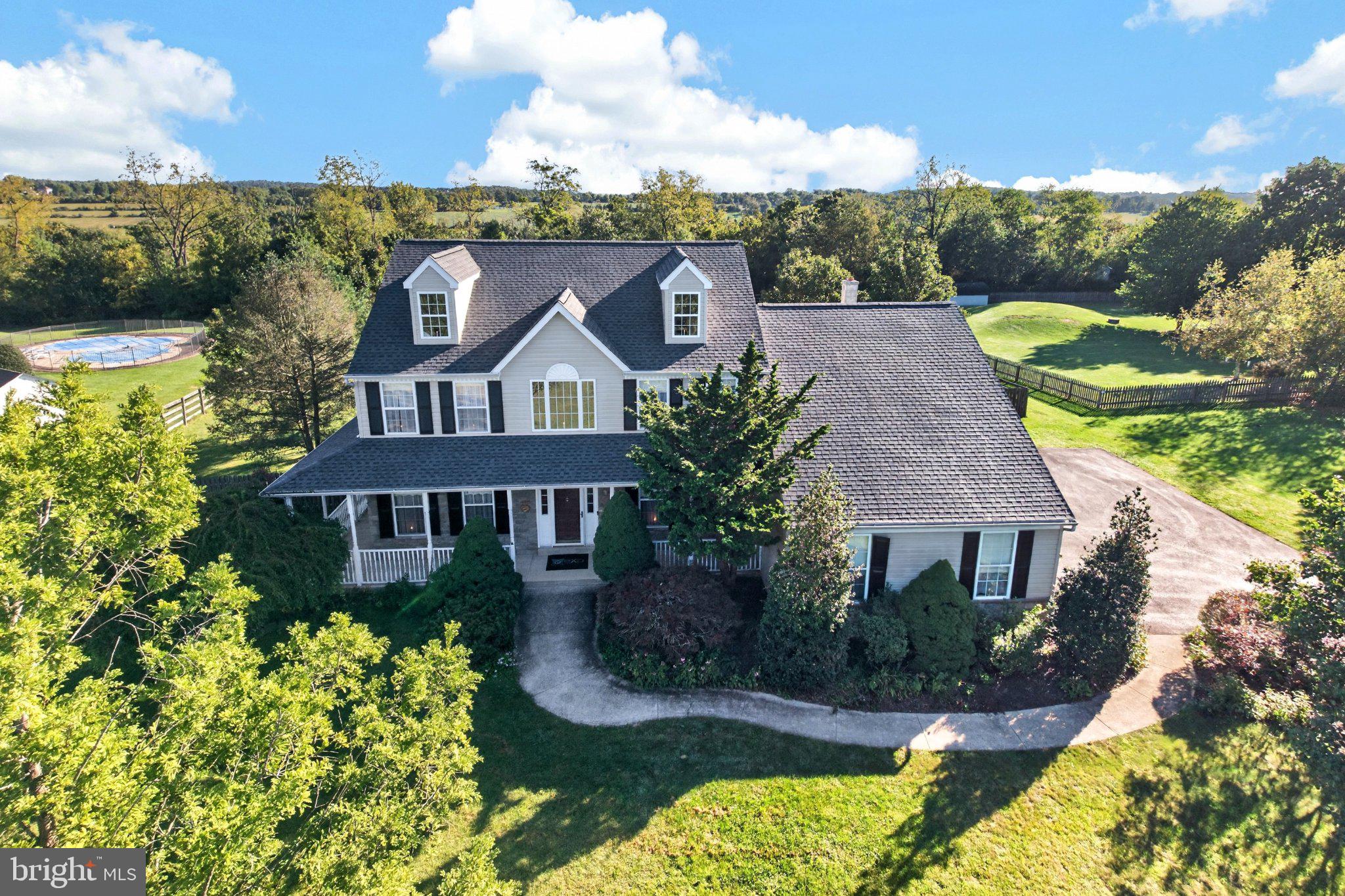 142 CLOVER LANE