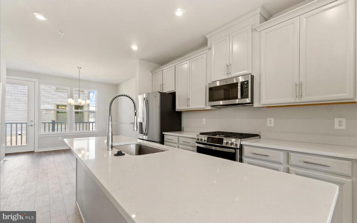 RIVERFRONT - Residential Lease