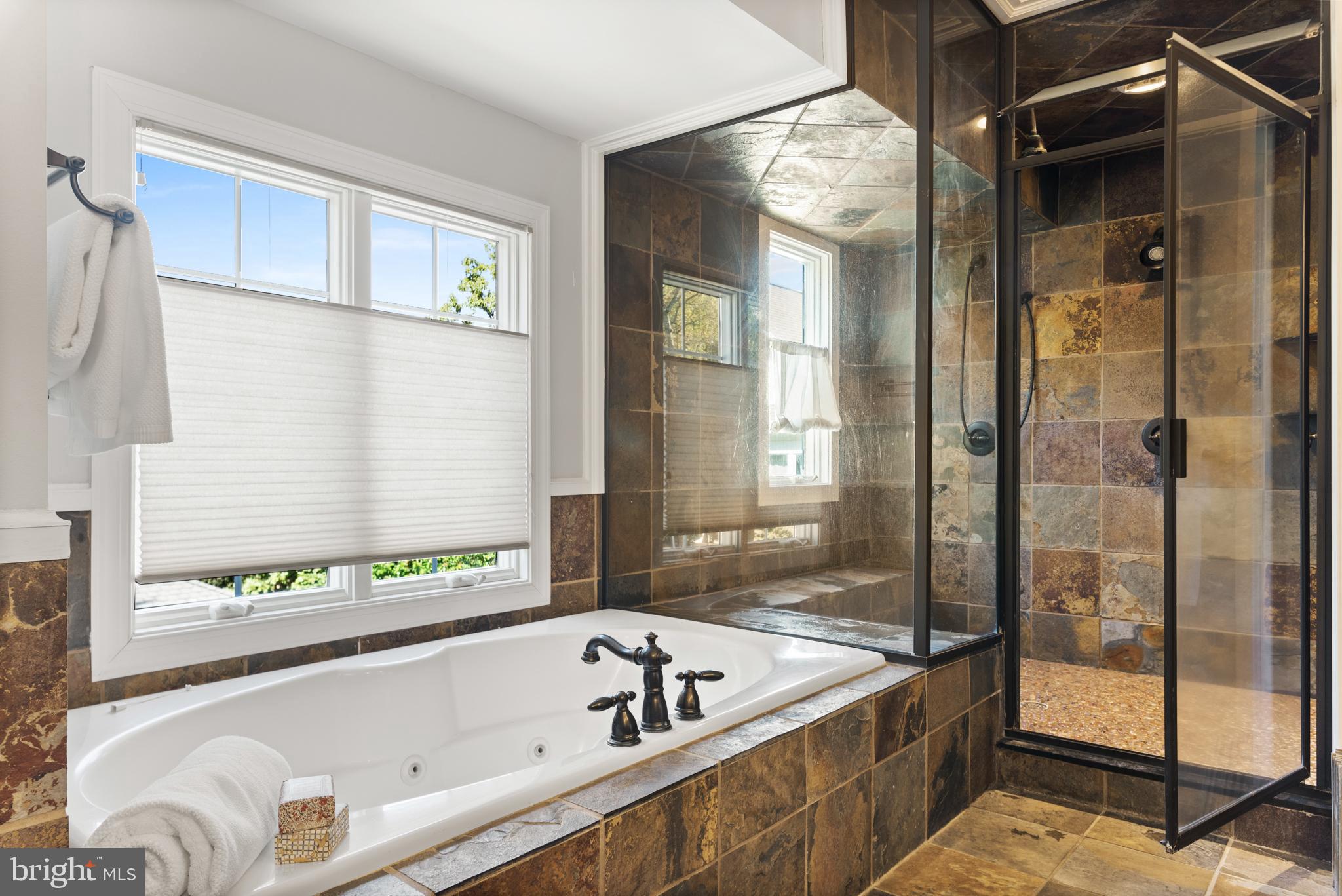 BAY RIDGE - Residential