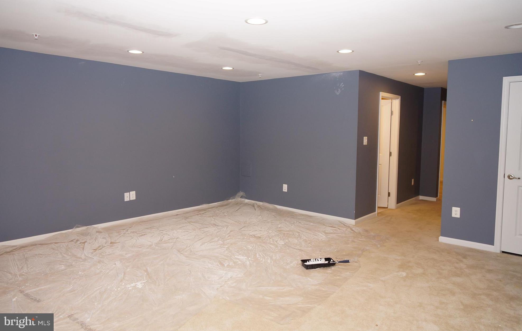 LANDSDALE - Residential Lease