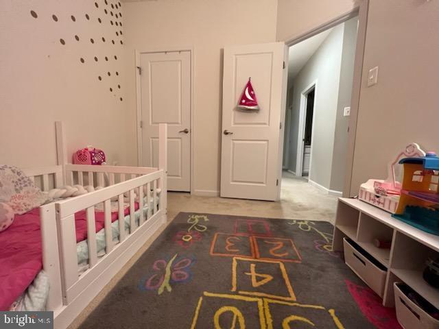 LANDSDALE - Residential Lease