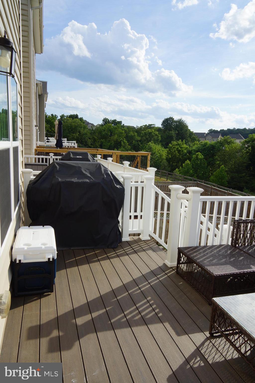 LANDSDALE - Residential Lease