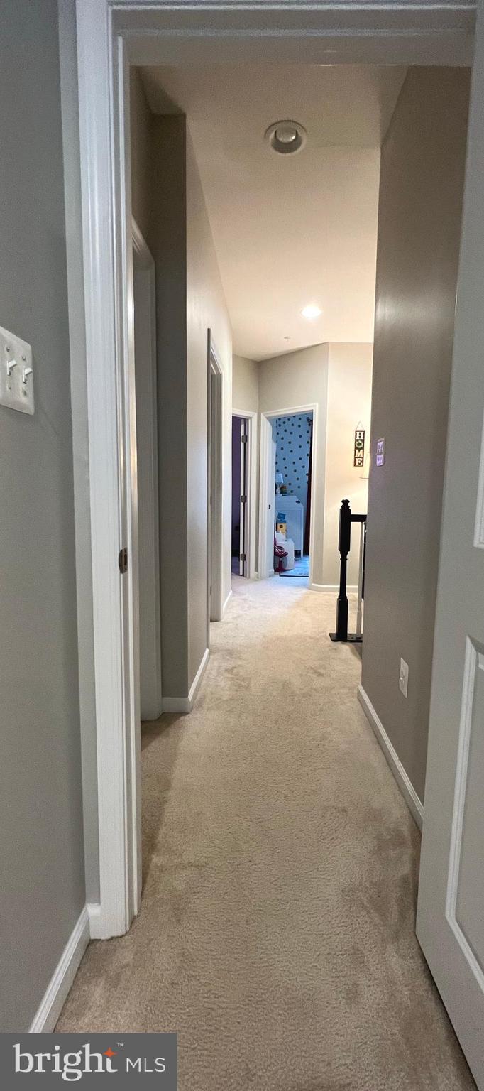 LANDSDALE - Residential Lease