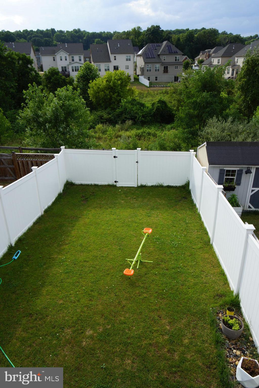 LANDSDALE - Residential Lease