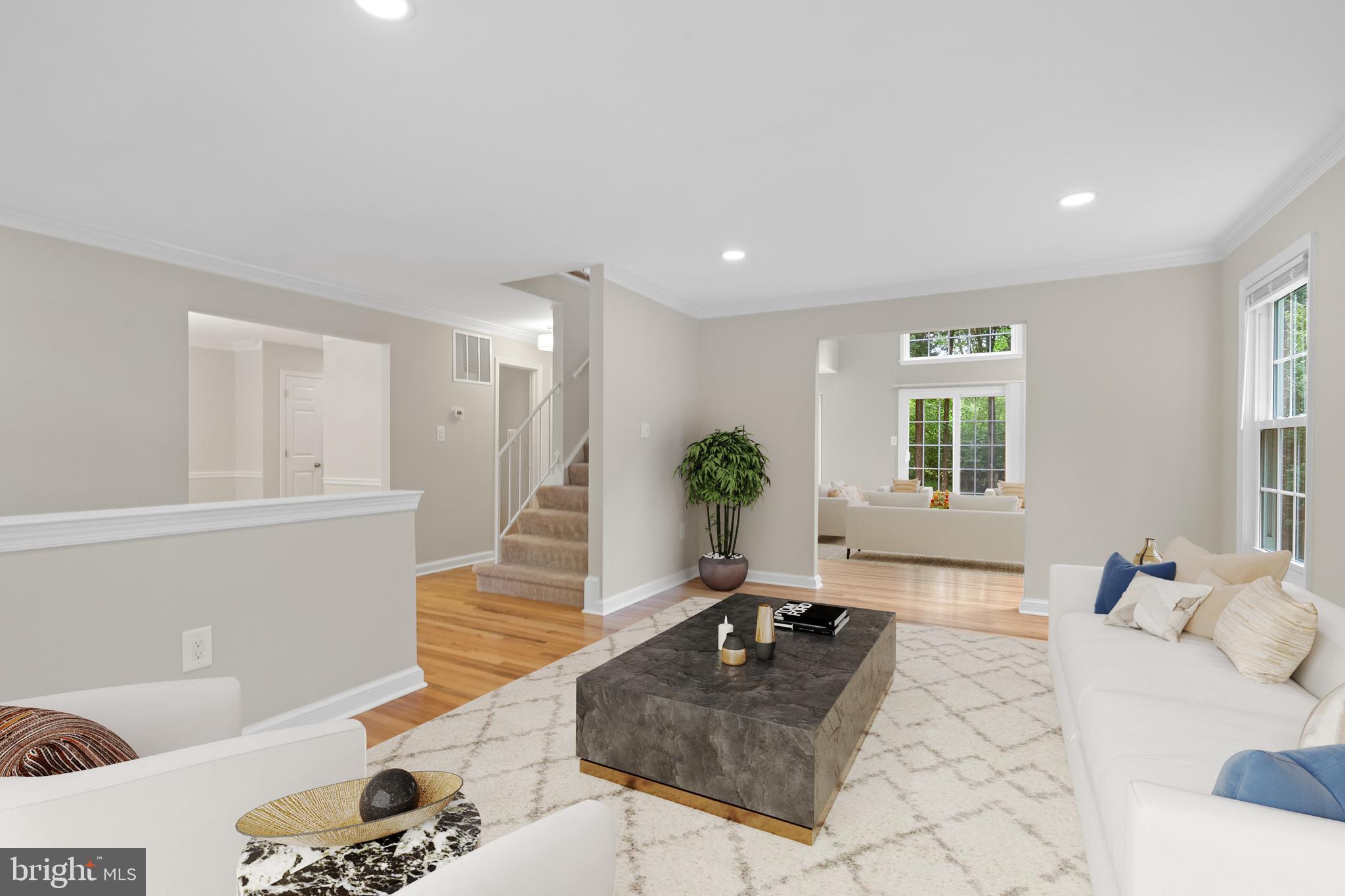 MONTROSE VILLAGE - Residential