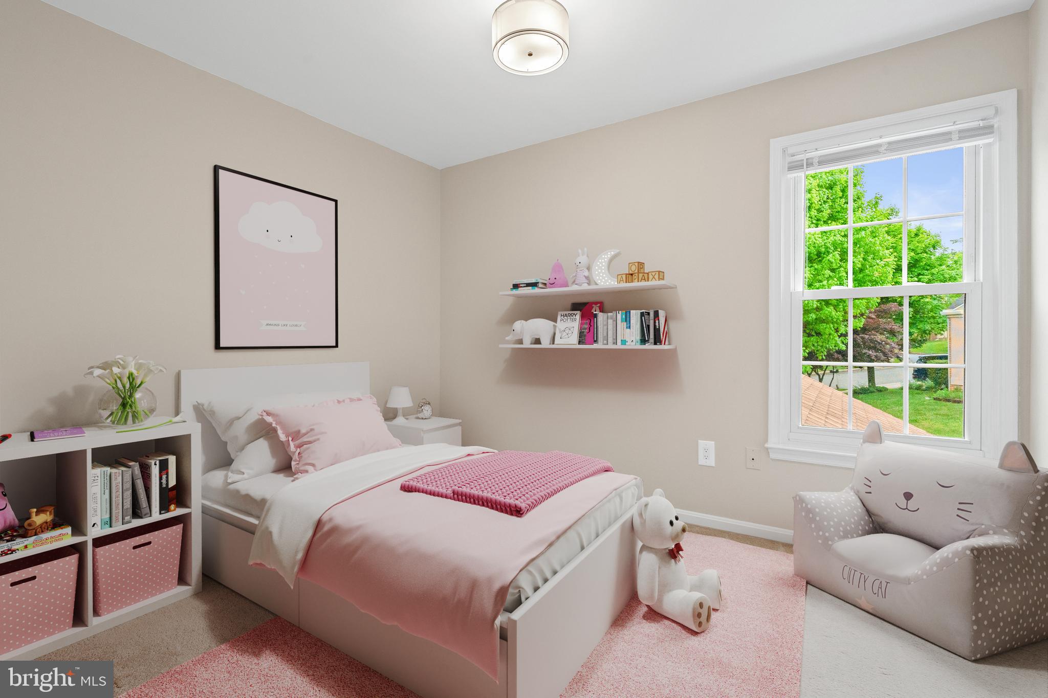 MONTROSE VILLAGE - Residential