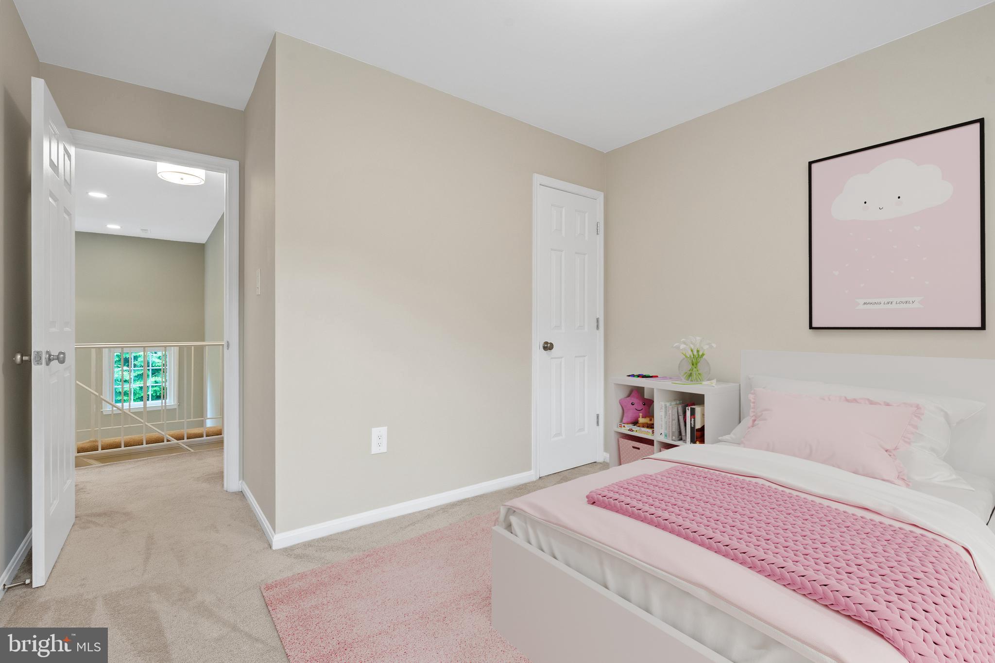 MONTROSE VILLAGE - Residential