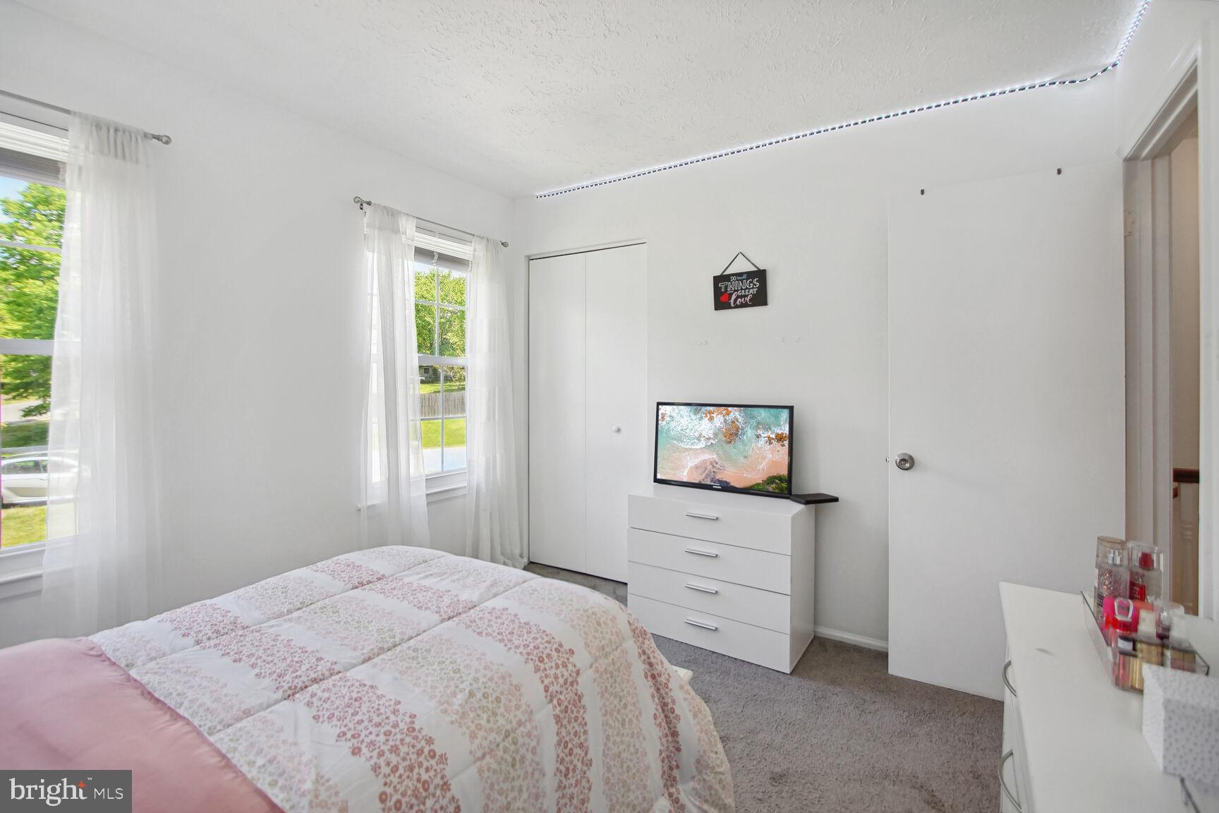 LYNNBROOK - Residential