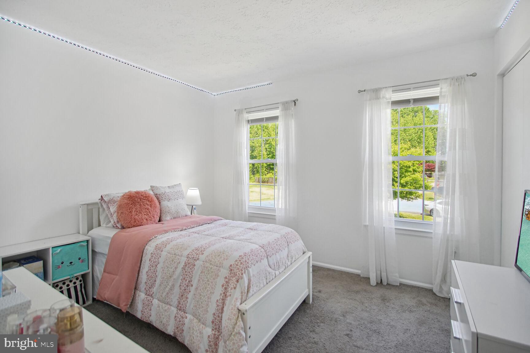 LYNNBROOK - Residential