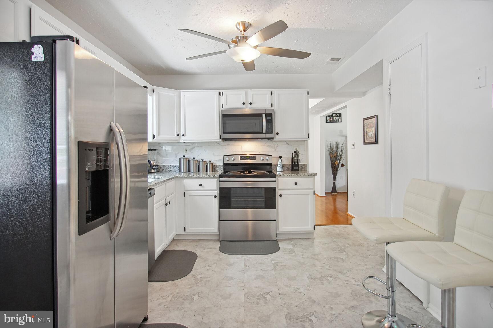 LYNNBROOK - Residential