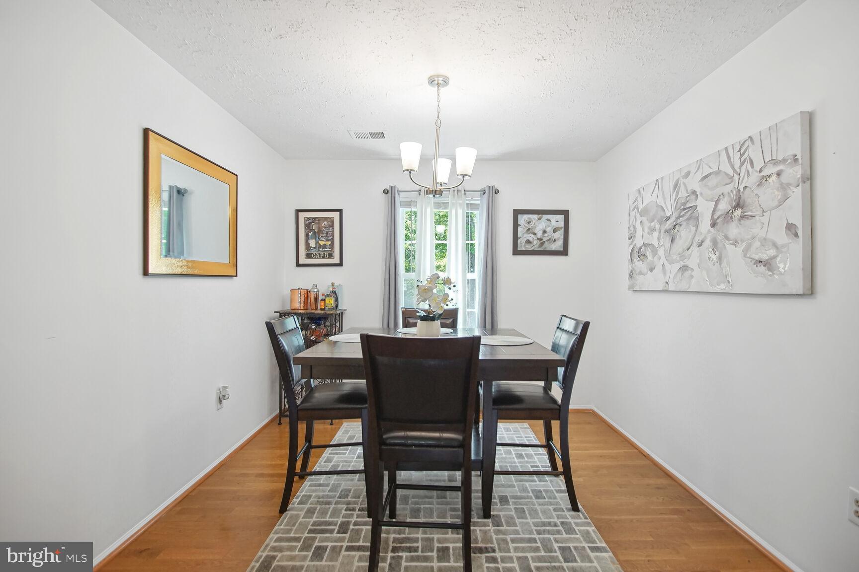 LYNNBROOK - Residential