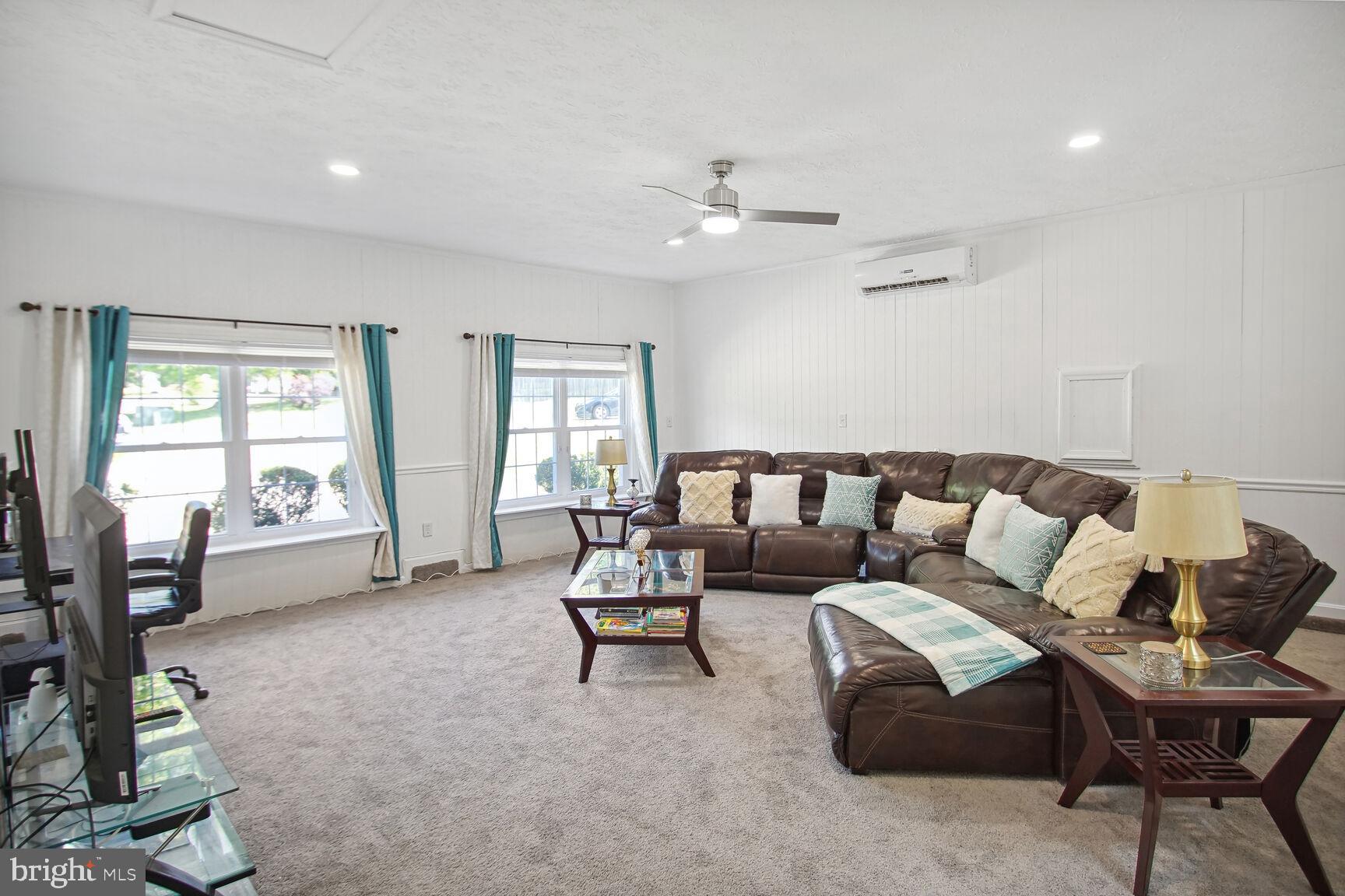 LYNNBROOK - Residential