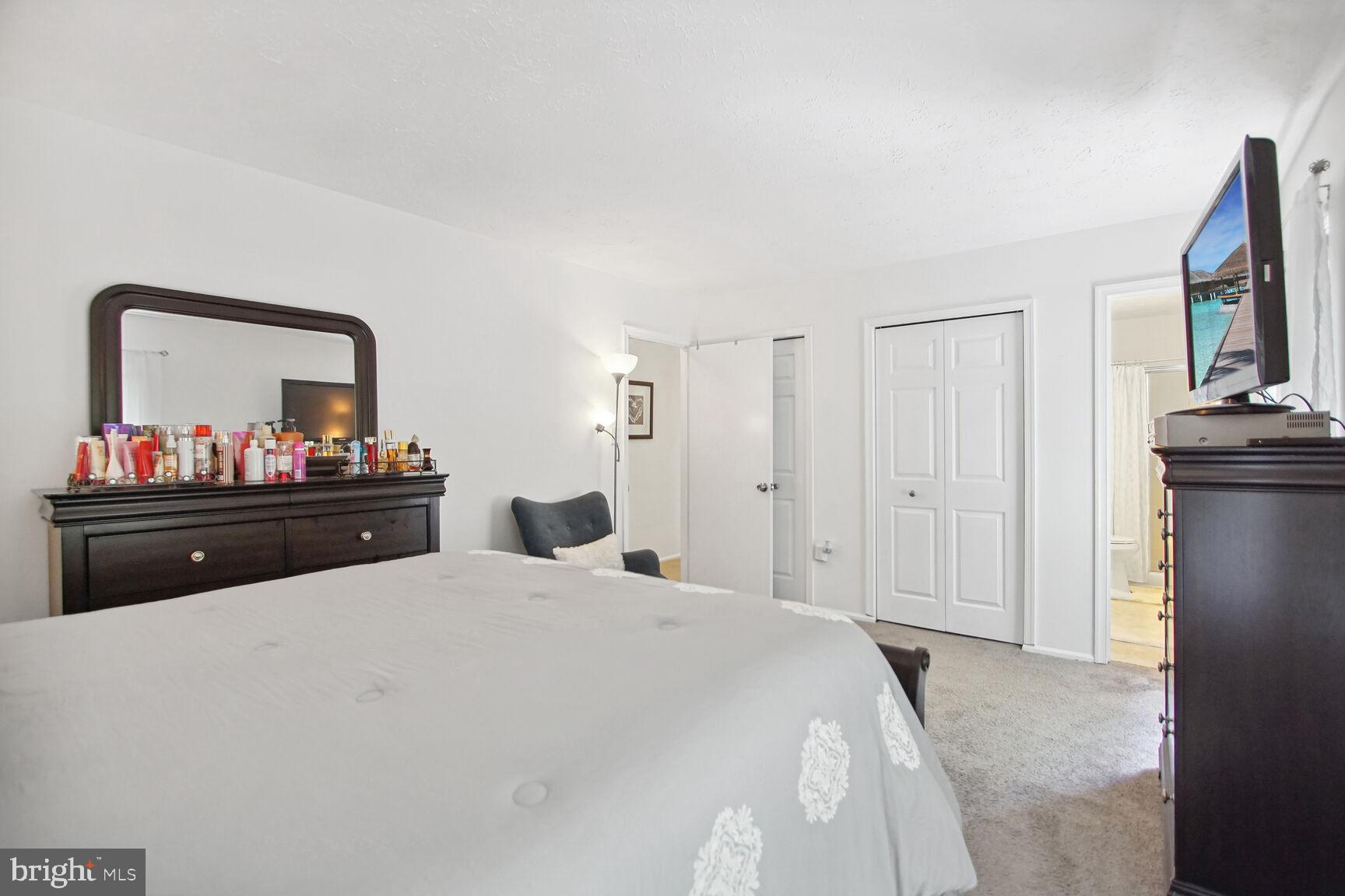 LYNNBROOK - Residential