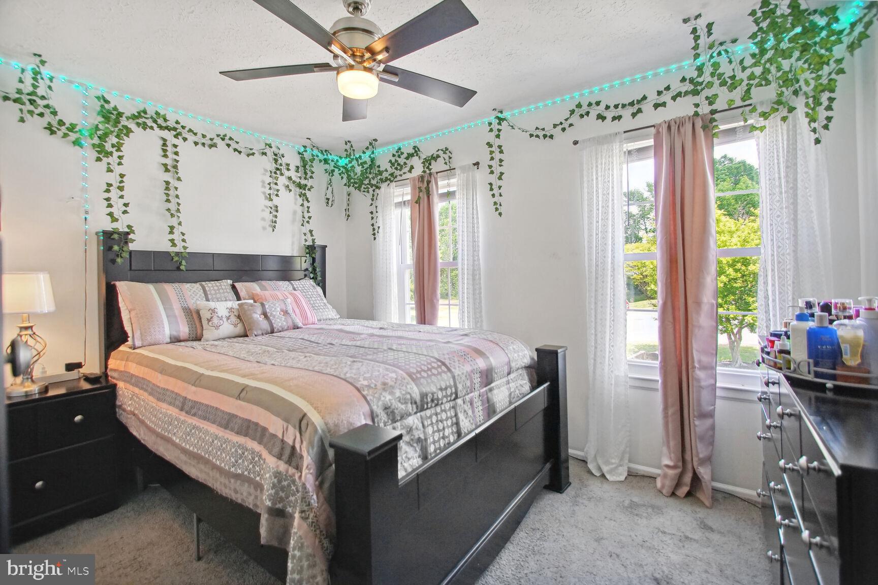 LYNNBROOK - Residential