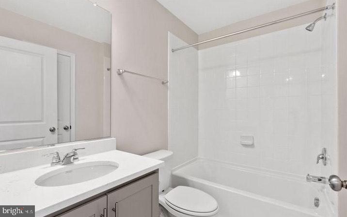 WESTVIEW SOUTH - Residential Lease