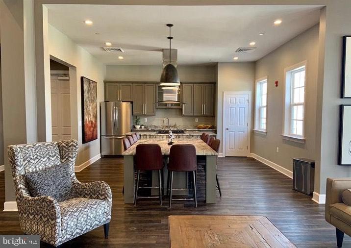 WESTVIEW SOUTH - Residential Lease