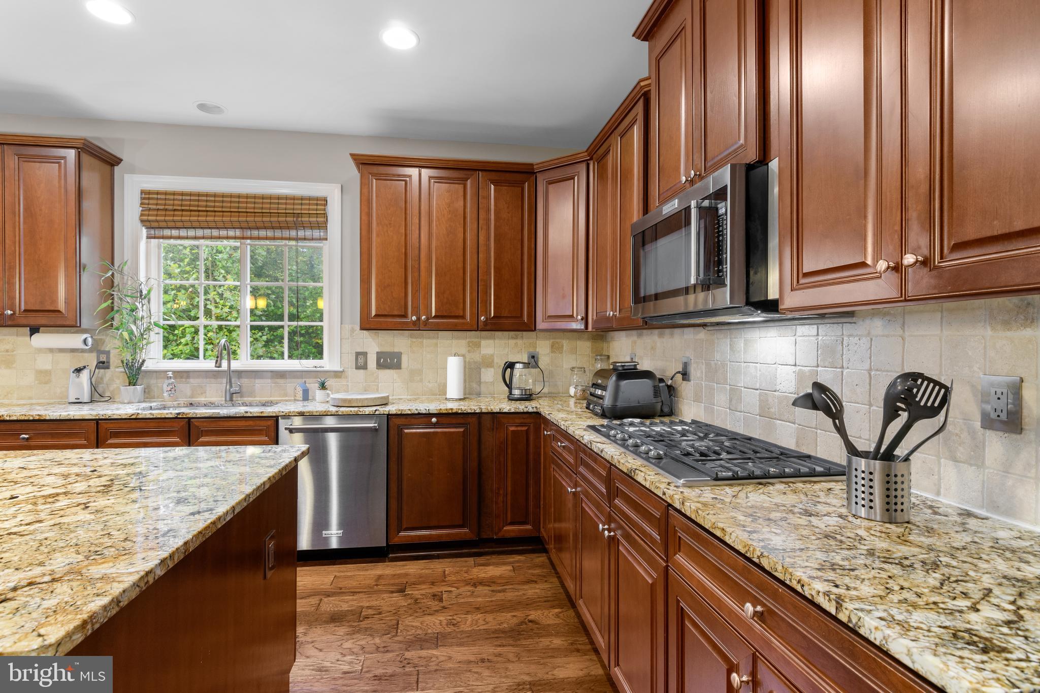 HOPE HILL CROSSING - Residential