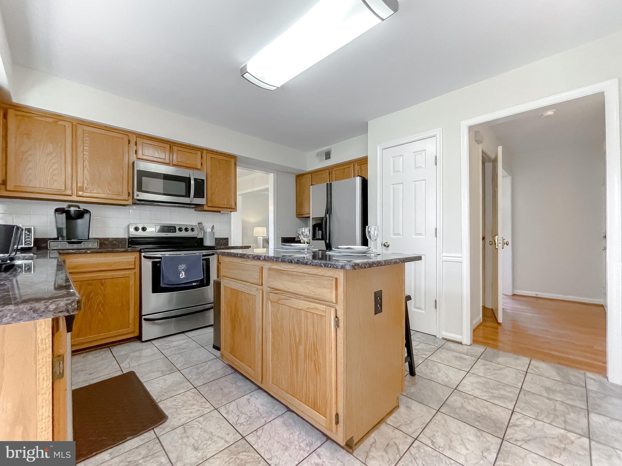 WHITE HALL FOREST PLAT 6 - Residential