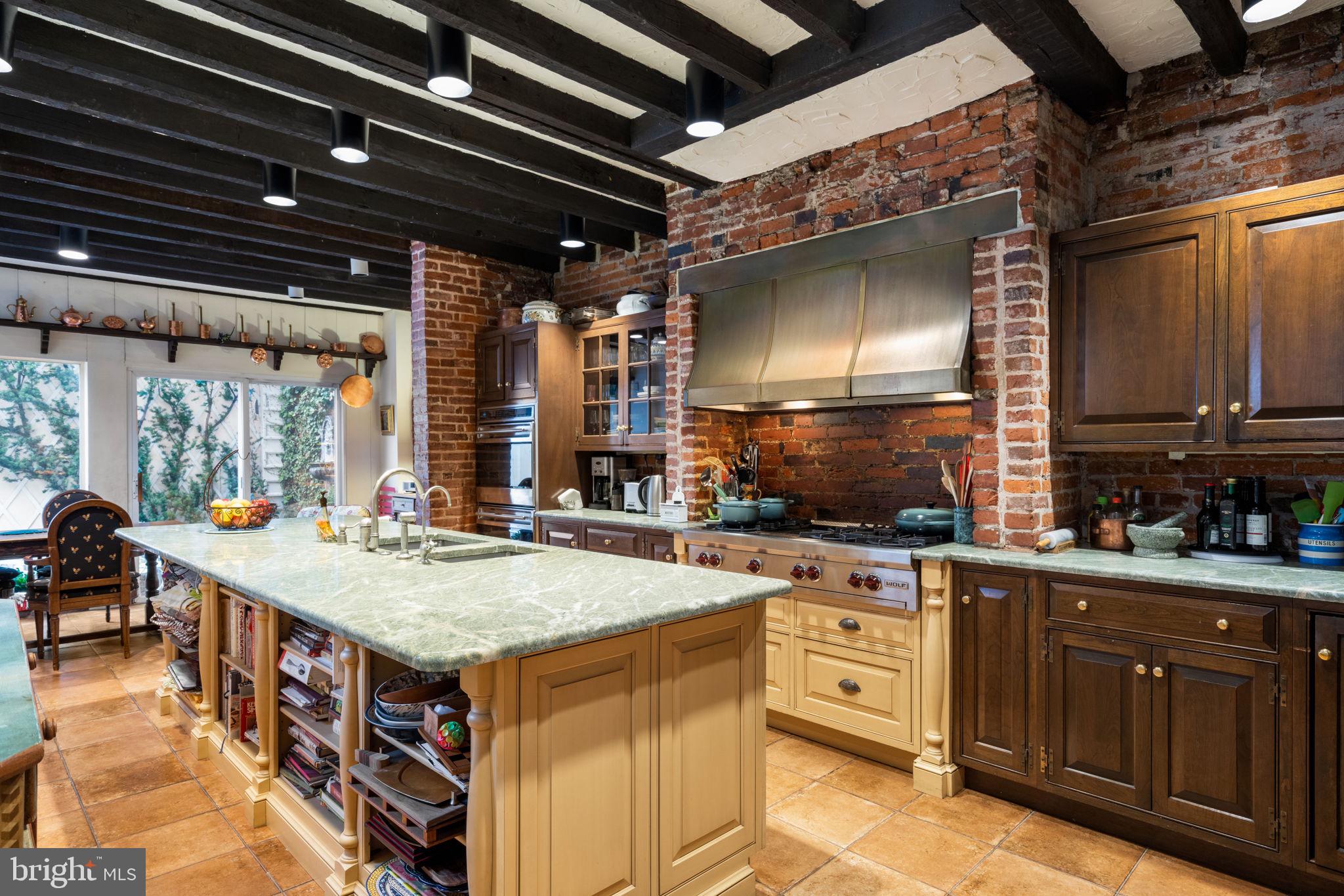 WASHINGTON SQ WEST - Residential