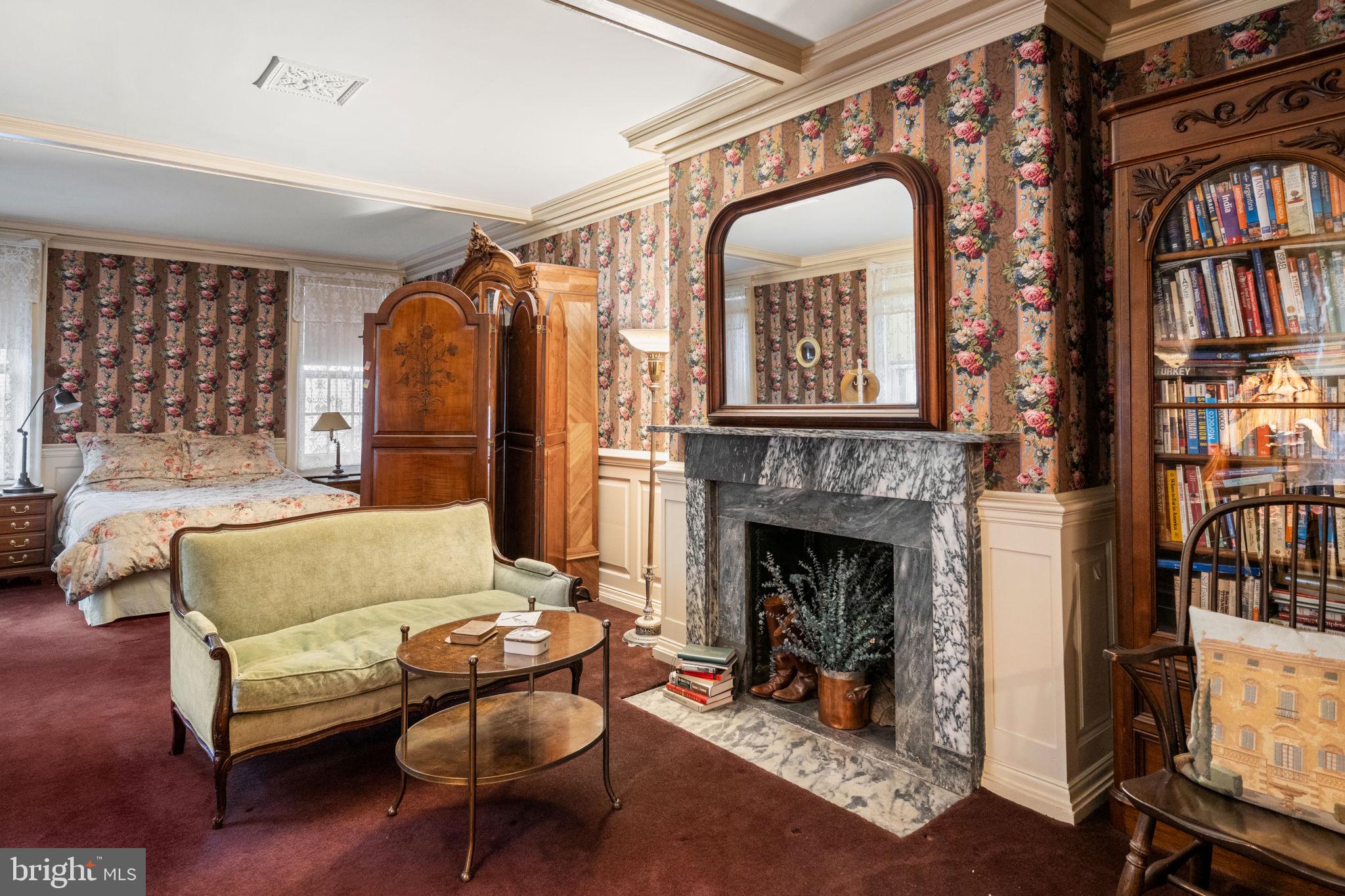 WASHINGTON SQ WEST - Residential