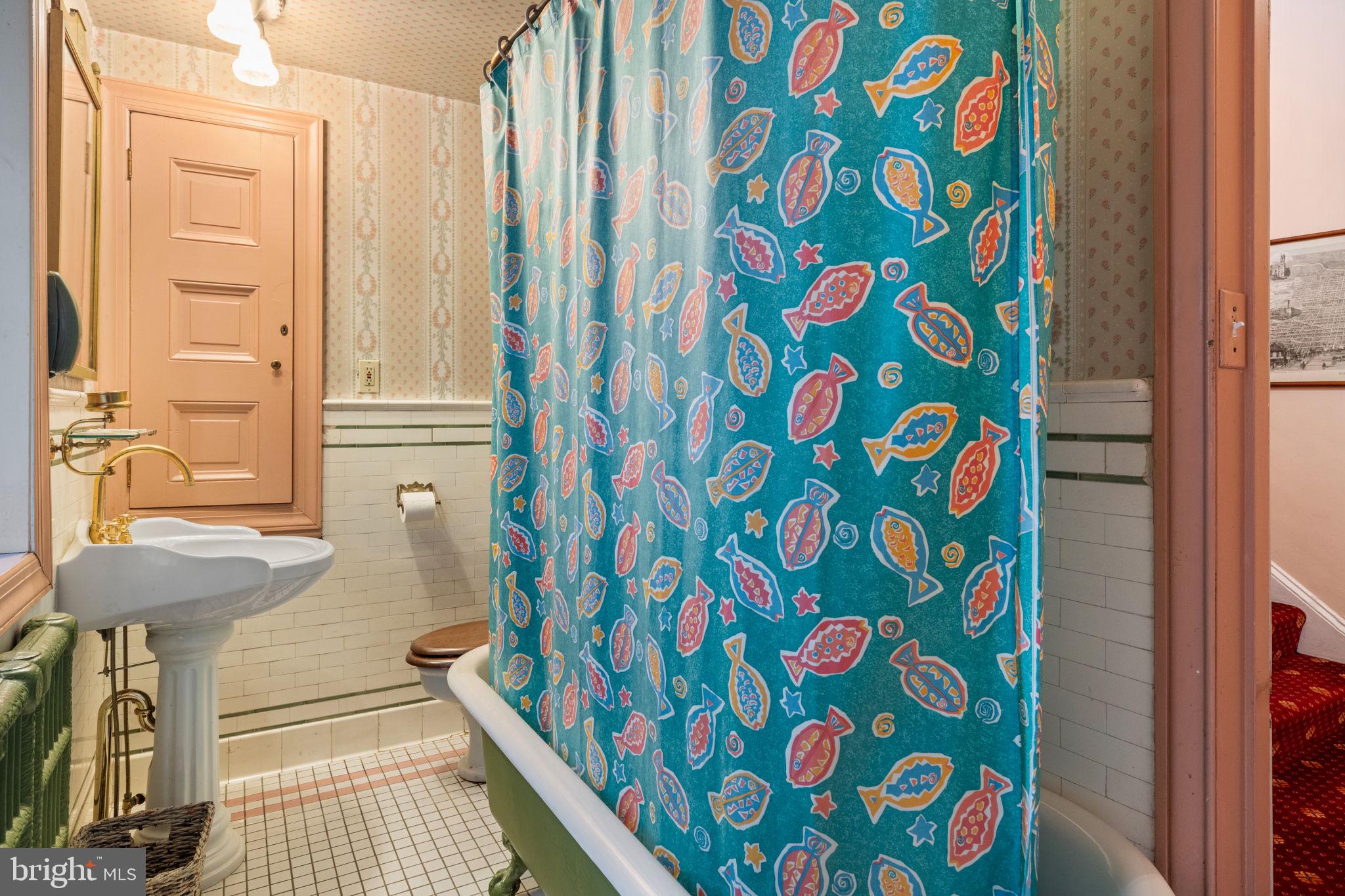 WASHINGTON SQ WEST - Residential