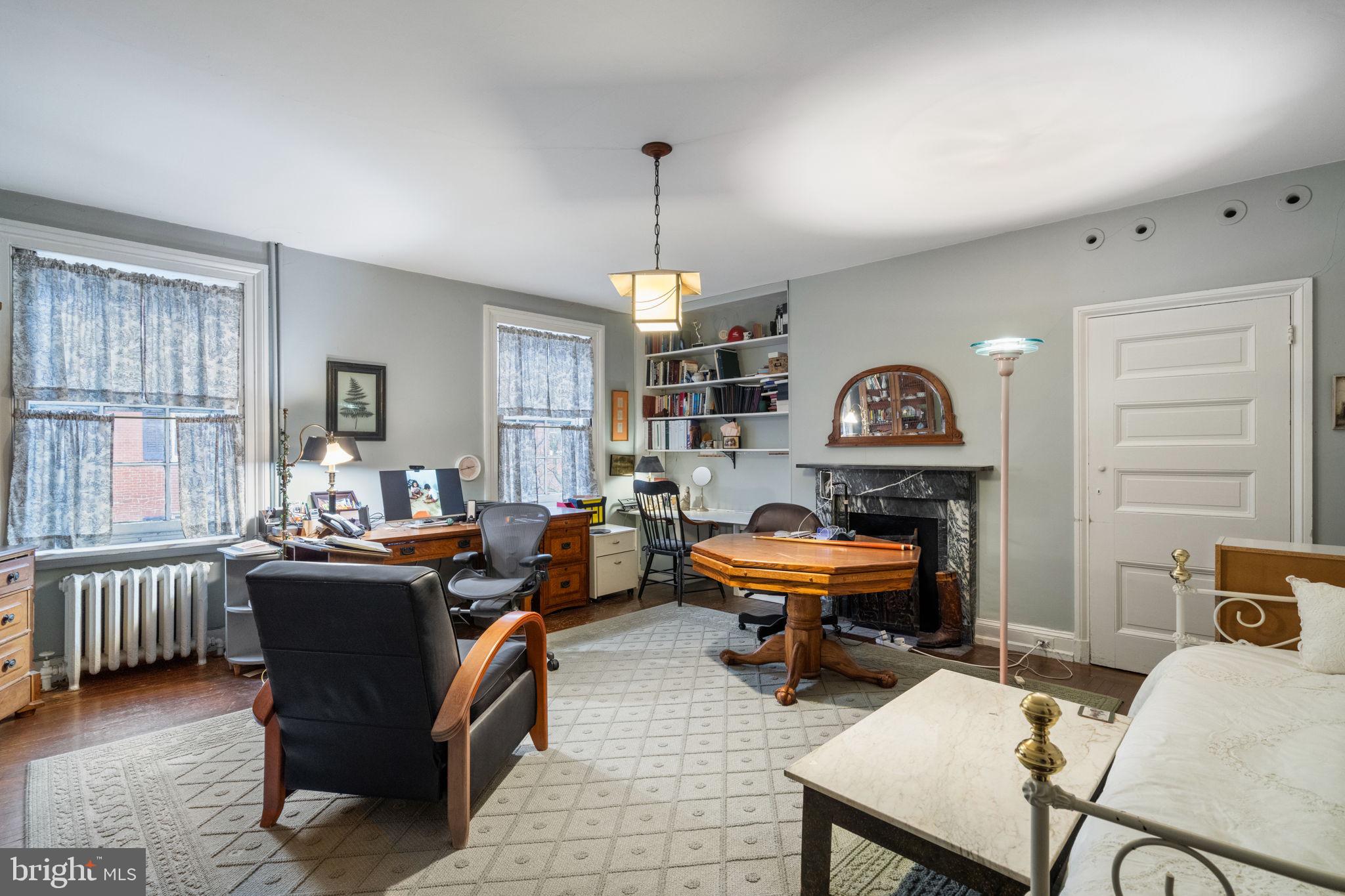 WASHINGTON SQ WEST - Residential