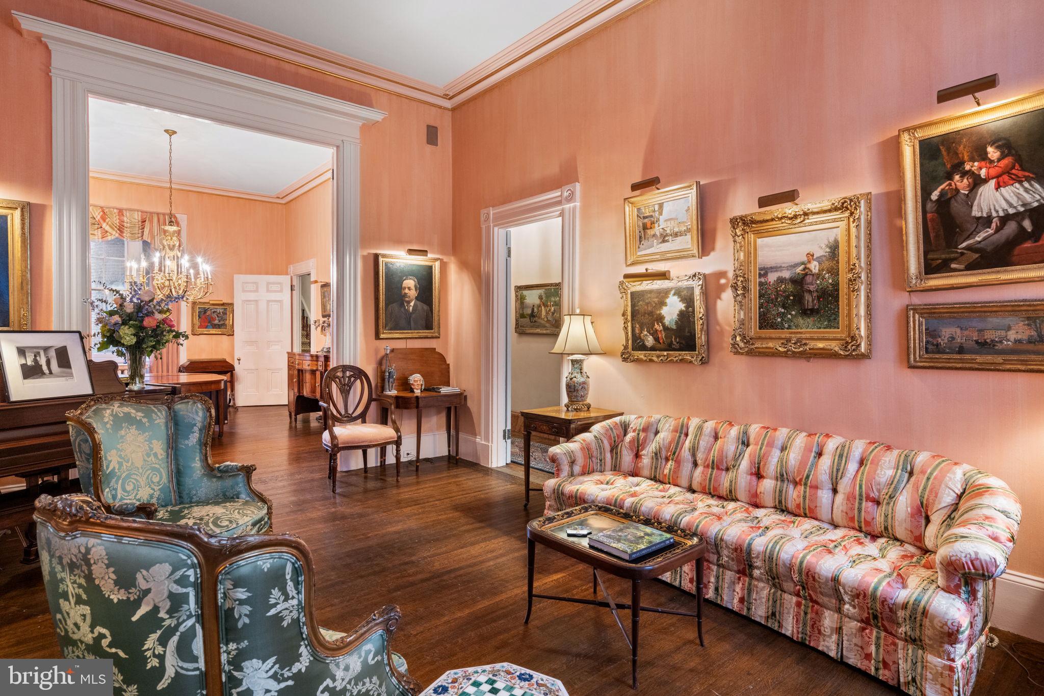 WASHINGTON SQ WEST - Residential