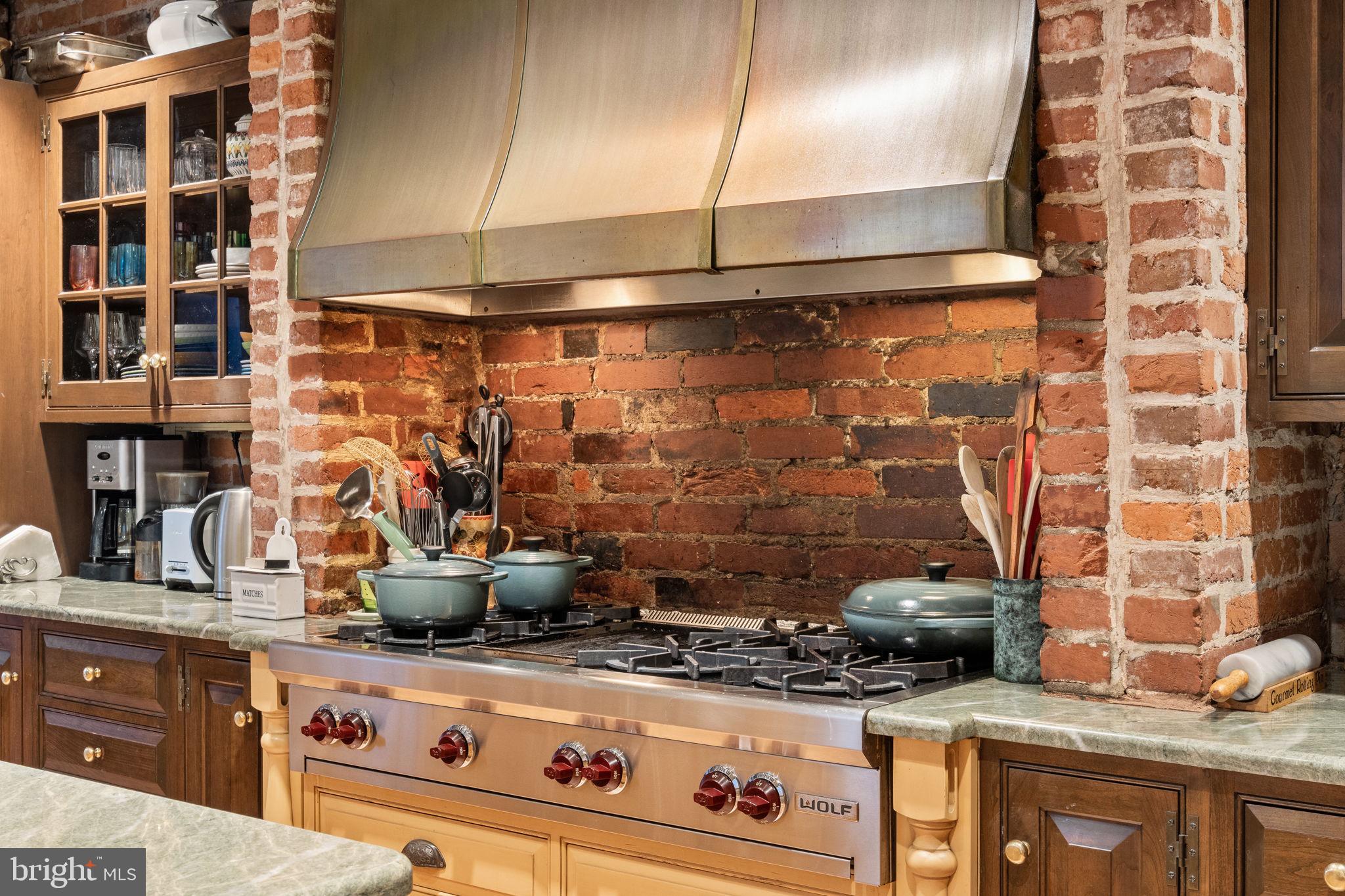 WASHINGTON SQ WEST - Residential