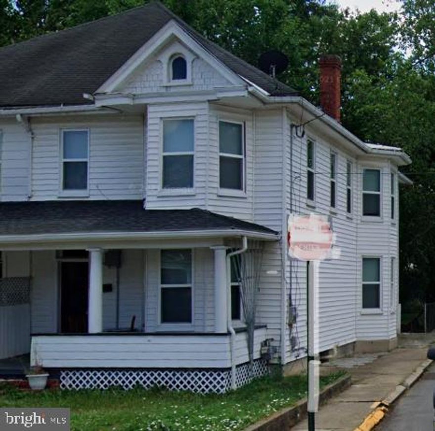 Back On Market…Spacious 4BR/2BA 1764 sq.ft. right side of duplex with 2 car garage and fully fenced backyard. Home has full unfinished basement, attic with space for possible 5th room, and newer central heat furnace. 9' ceilings, stained 6 inch baseboard/trim, pocket doors and front porch and bay window. Home is priced well and located just minutes from shopping, dining & more. Why rent when you can own? Photos are representative of both properties. Call today to schedule your showing. Agent/Owner