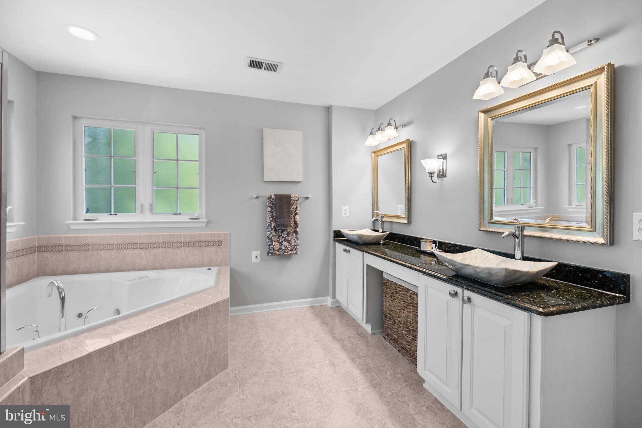 BROOKSIDE - Residential