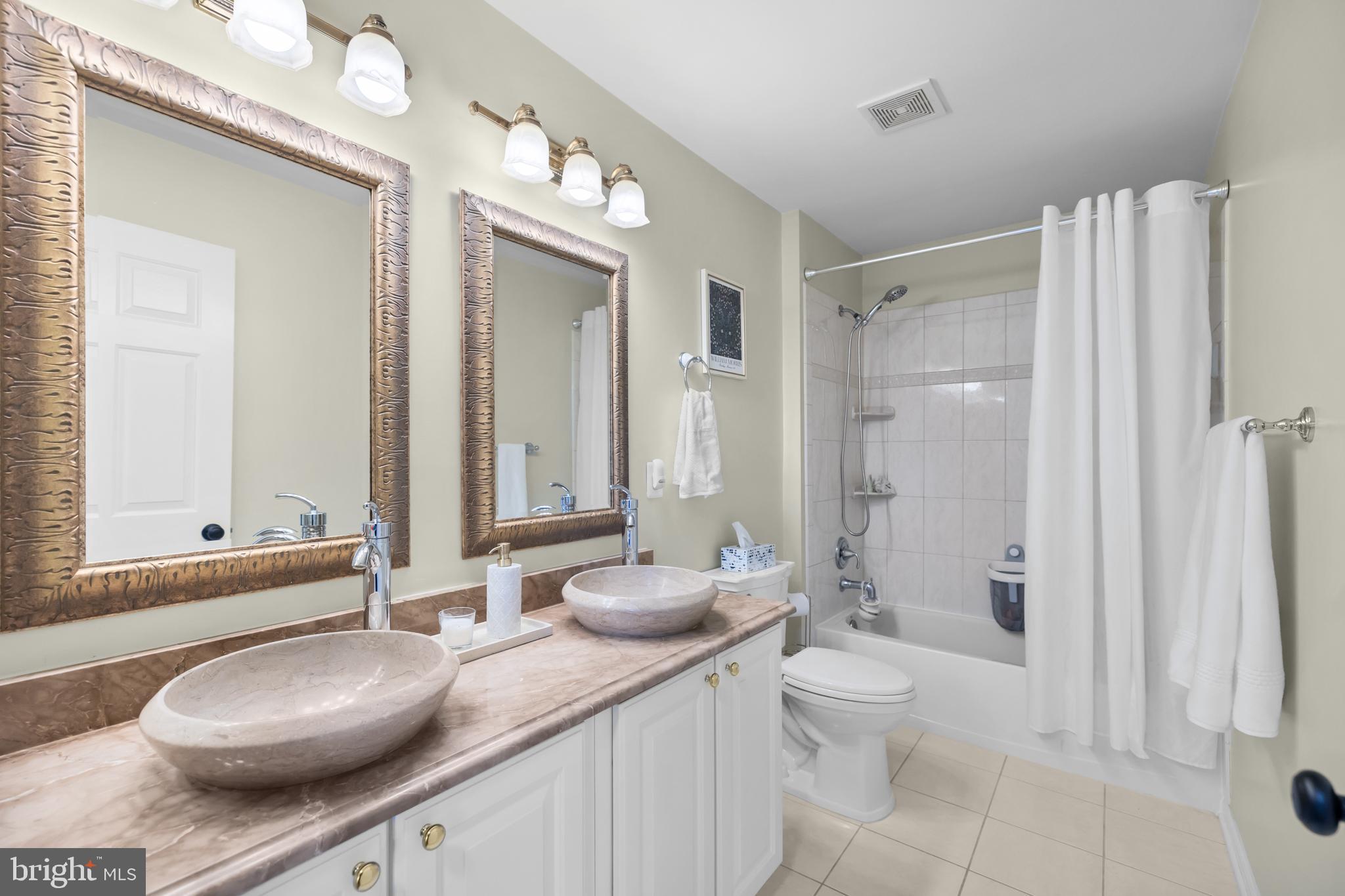 BROOKSIDE - Residential