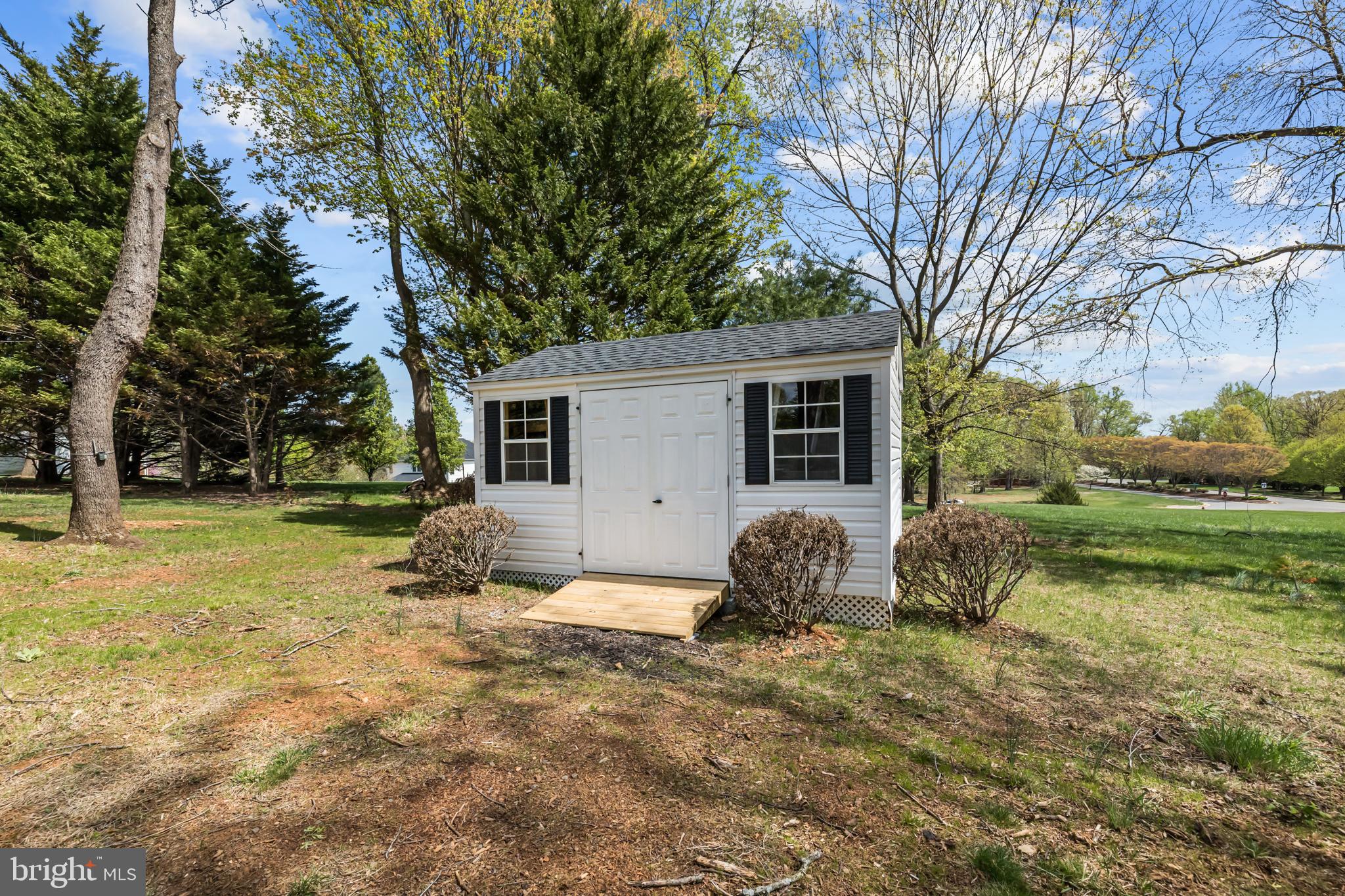 BROOKSIDE - Residential