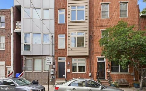 Townhouse For Sale - 2544 Salmon Street<br/> PHILADELPHIA, PA 19125