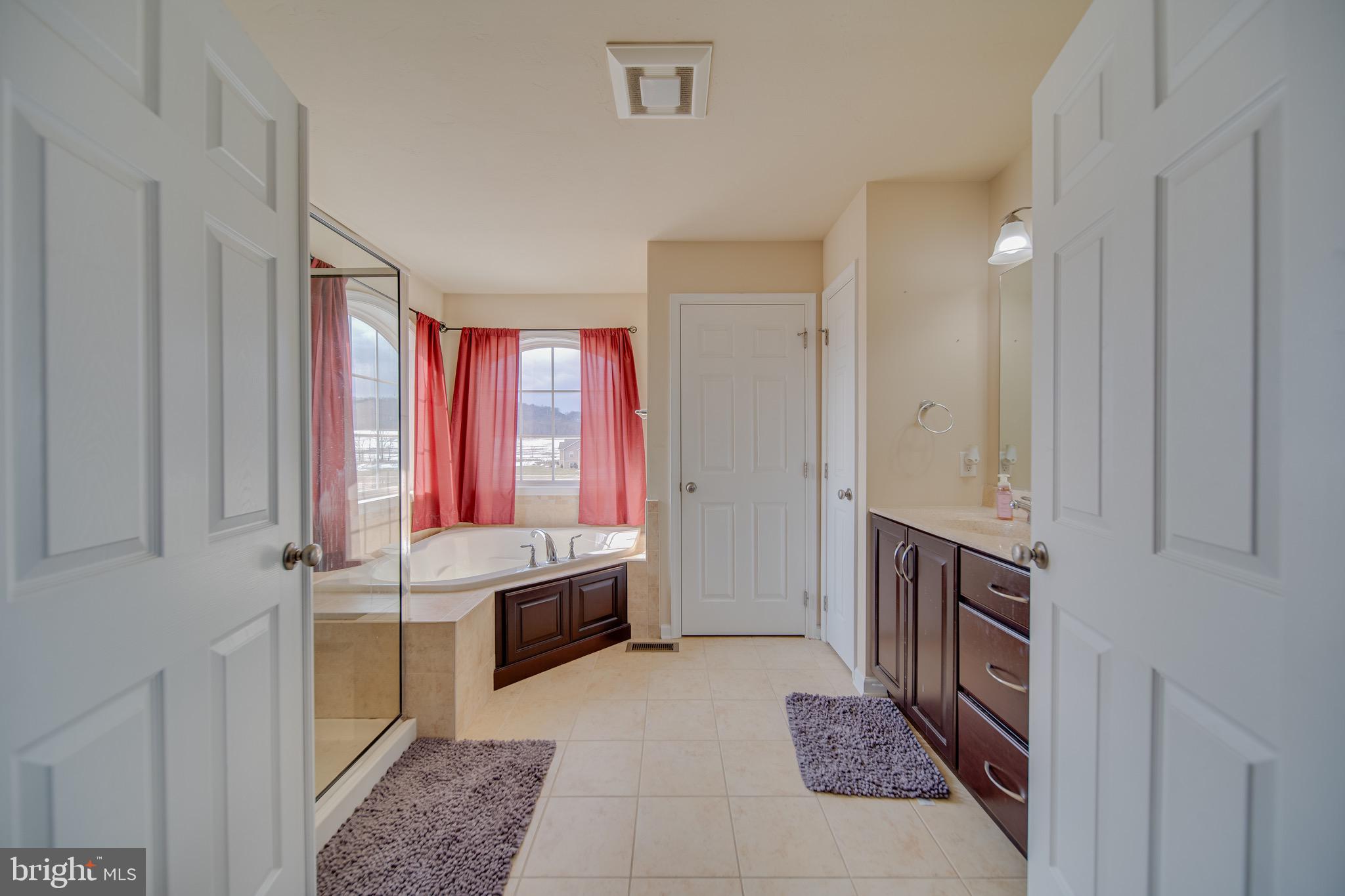 NORTH RIDGE - Residential