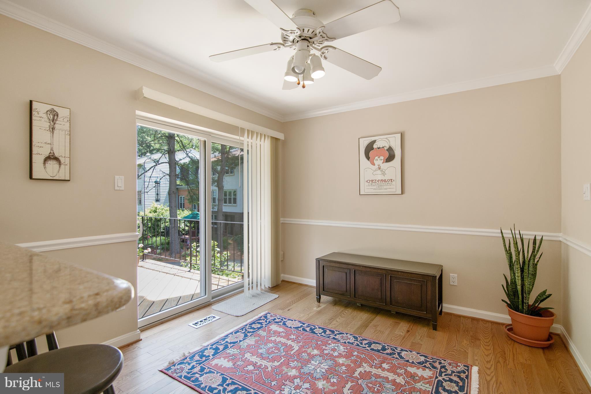 RESTON - Residential