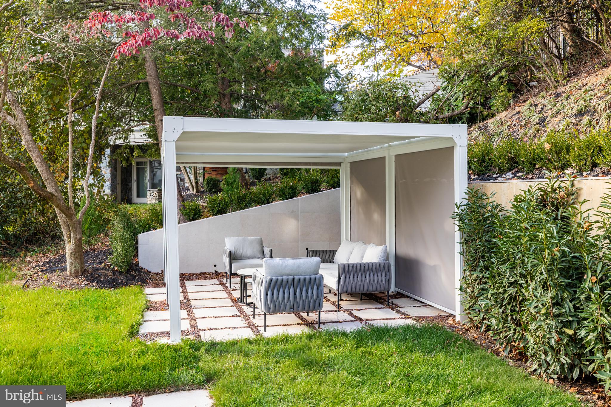 LYBROOK - Residential